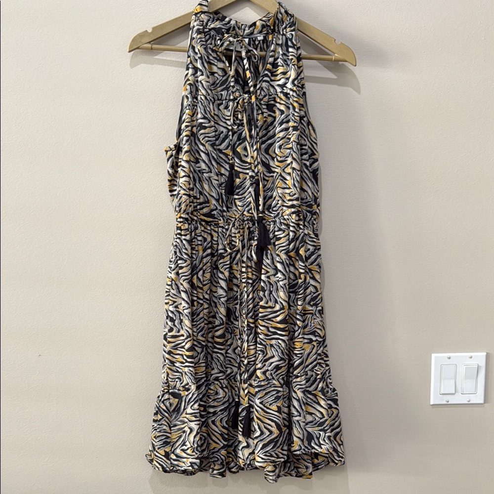 GOLD $ SILVER Paris Stylish Zebra Print Halter Tassel Dress in size T1